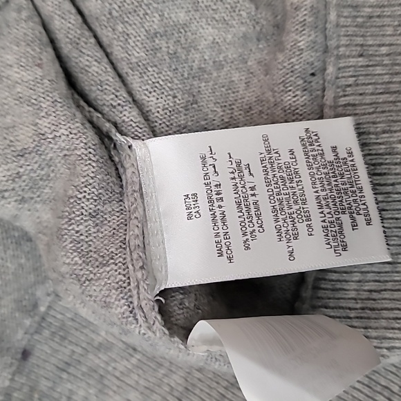 BCBGMAXAZRIA Women's Batwing  wool/ cashmere Cardigan - Picture 7 of 16